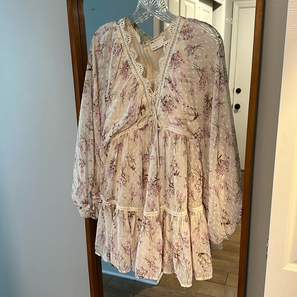 ASOS brand floral dress, Size 4, above the knee - Picture 1 of 3